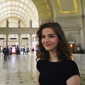 Meet your Posher, Naomi